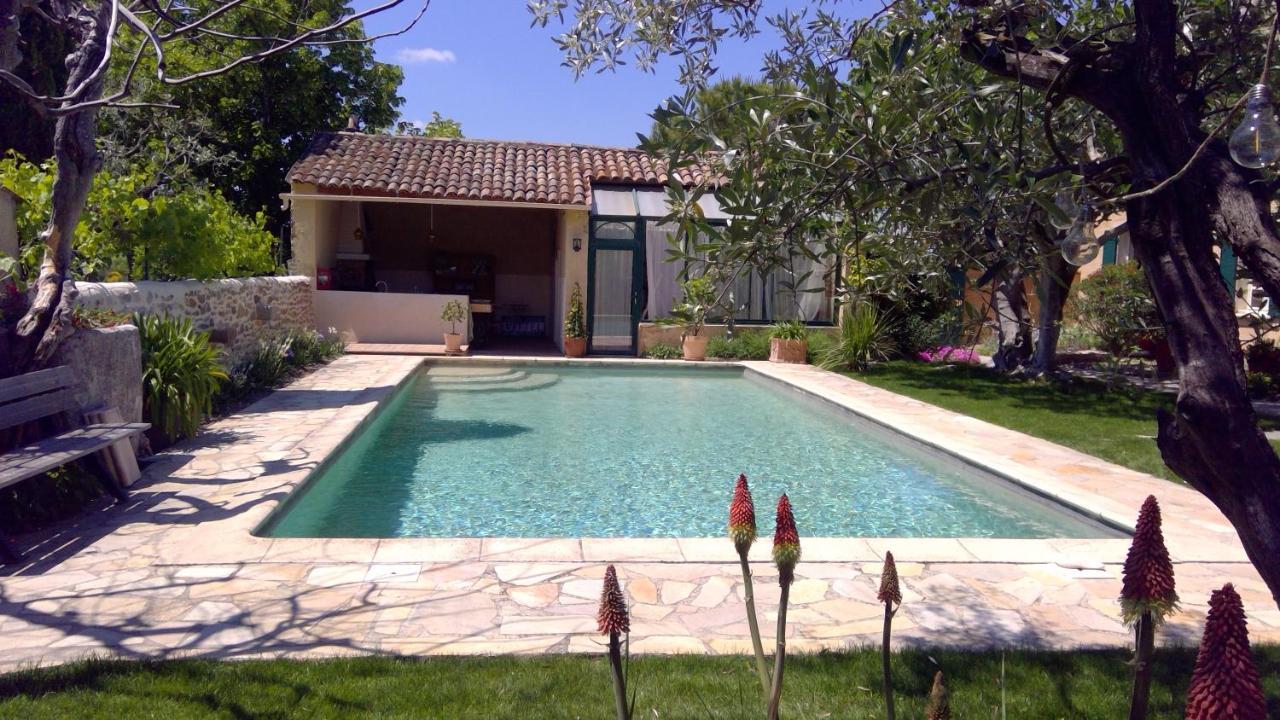 Sous Le Figuier... Apartamento Buisson Exterior foto